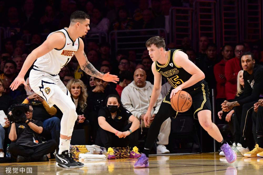 球迷间的热 球迷间的热