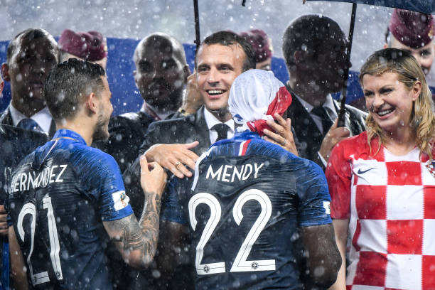 除此之外 除此之外